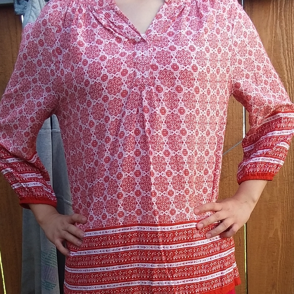 Anne Carson Red Pattern Blouse - Picture 3 of 13